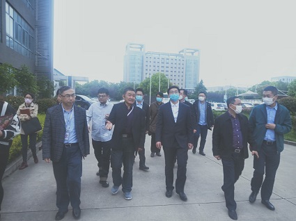 “新基建”，雨花臺(tái)區(qū)政府及東南大學(xué)領(lǐng)導(dǎo)專家來泰通科技調(diào)研